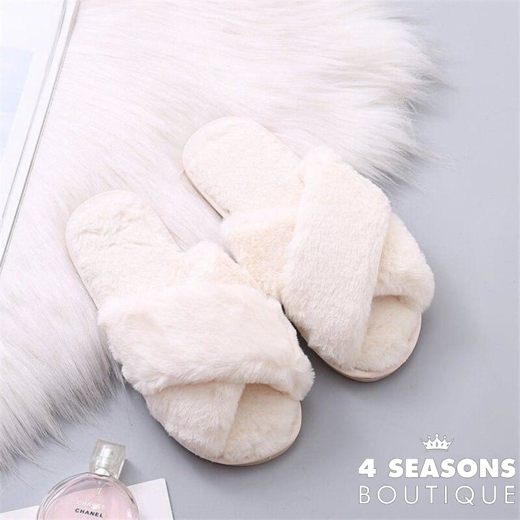 Chinelo Pantufa Ísis Valverde - 4 Seasons Boutique