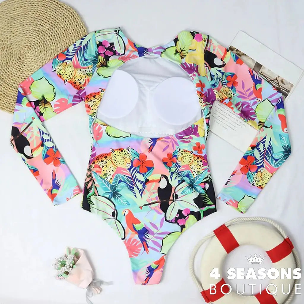 Maiô Medina - 4 Seasons Boutique